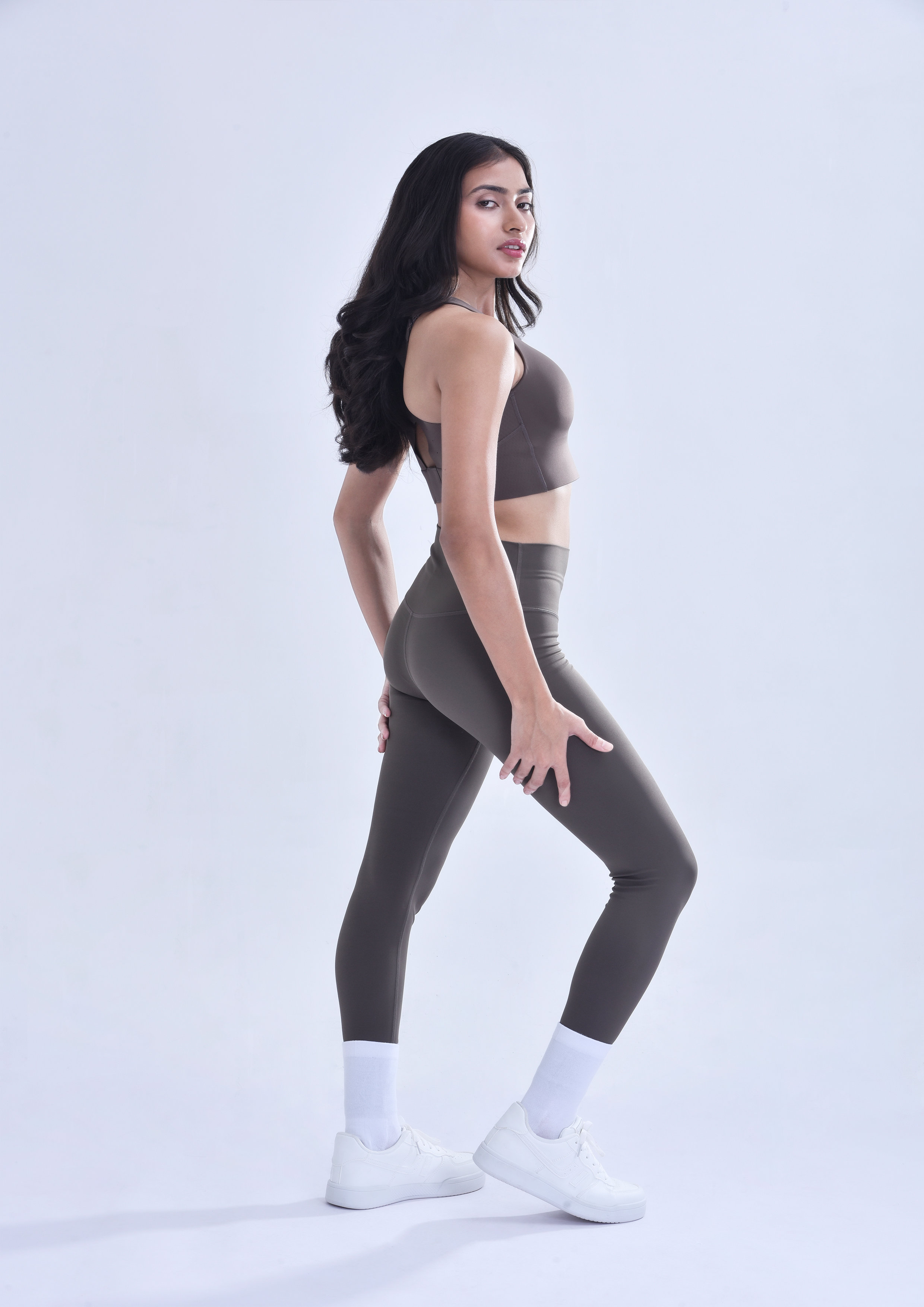 AEROLIFT SPORTS BRA - MOCHA MIST